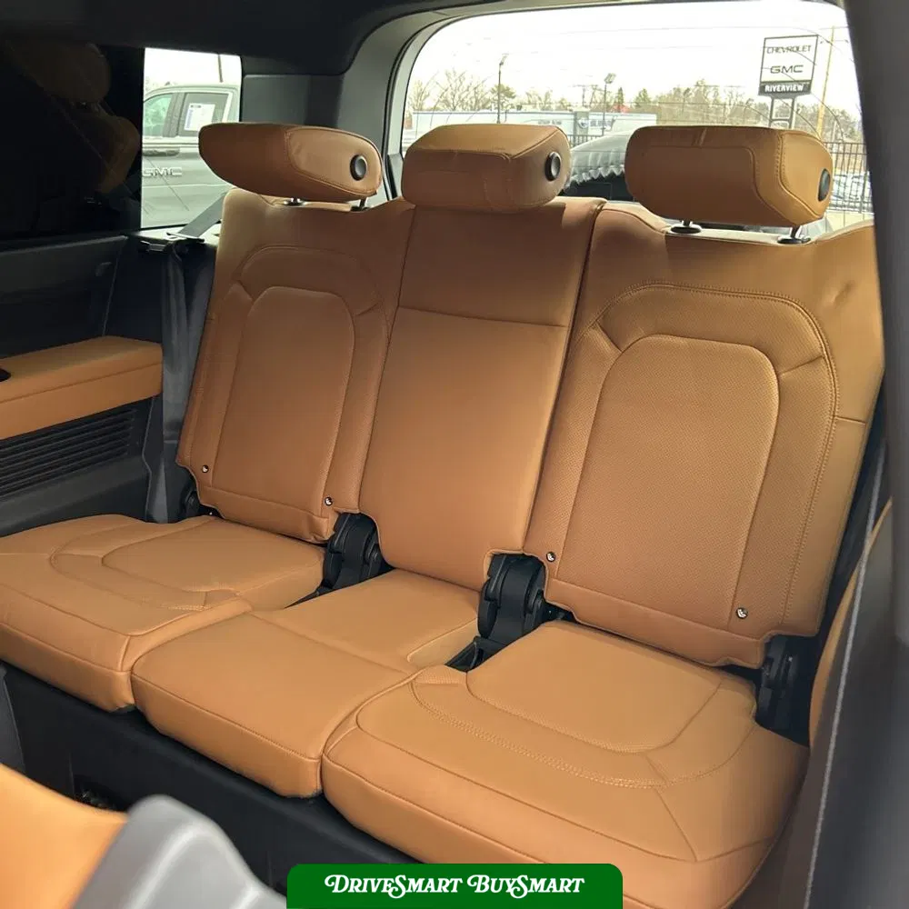 2024 Land Rover Defender 130 P400 S