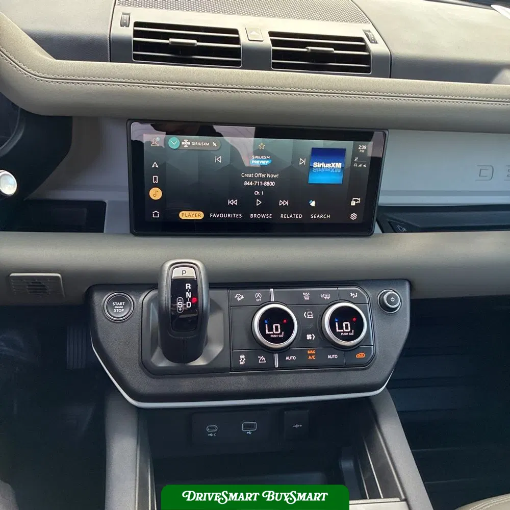 2023 Land Rover Defender 110 SE