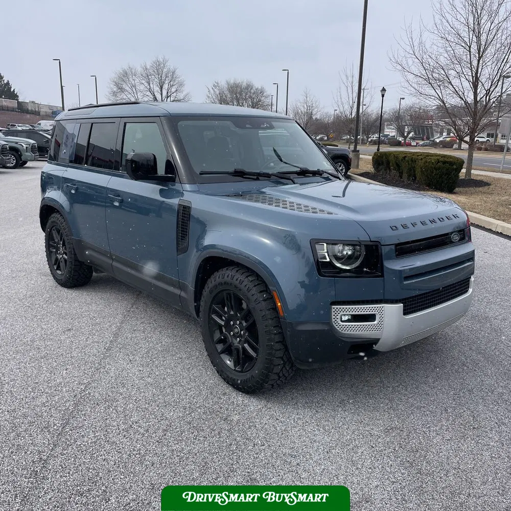 2020 Land Rover Defender 110 SE