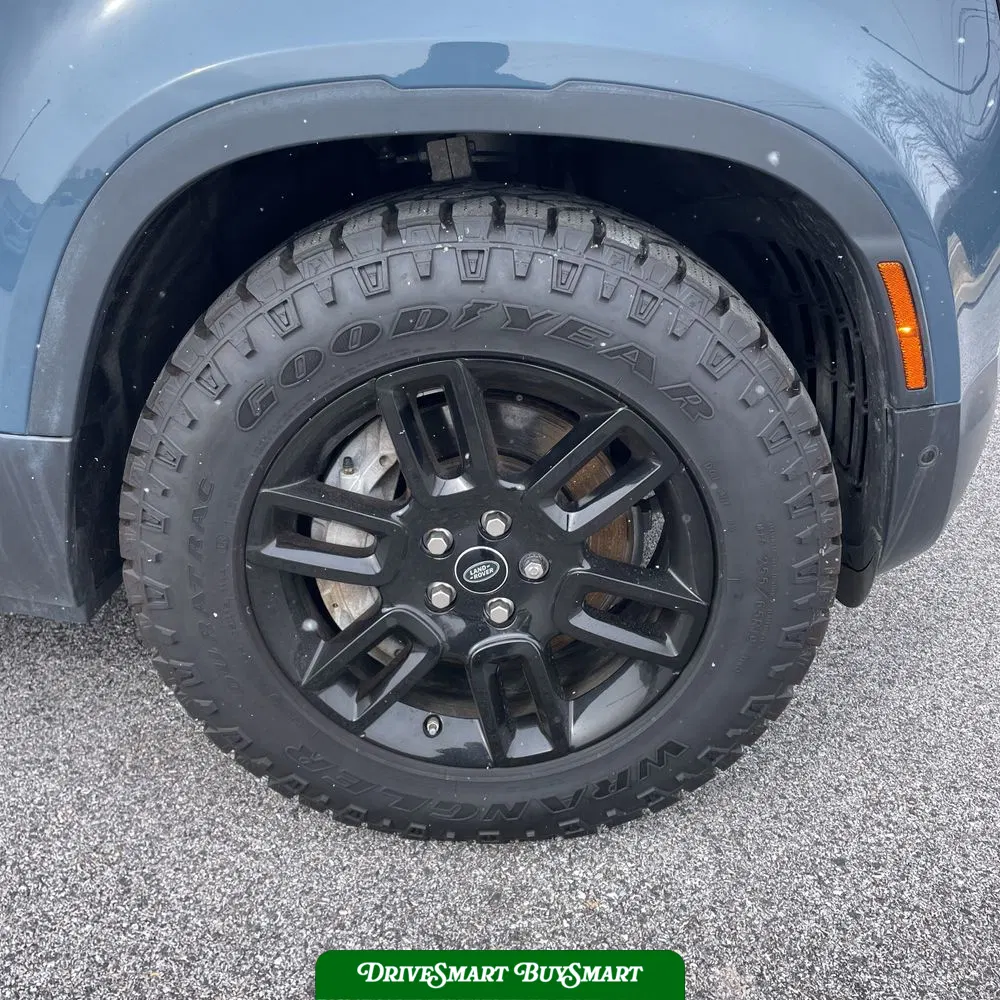 2020 Land Rover Defender 110 SE