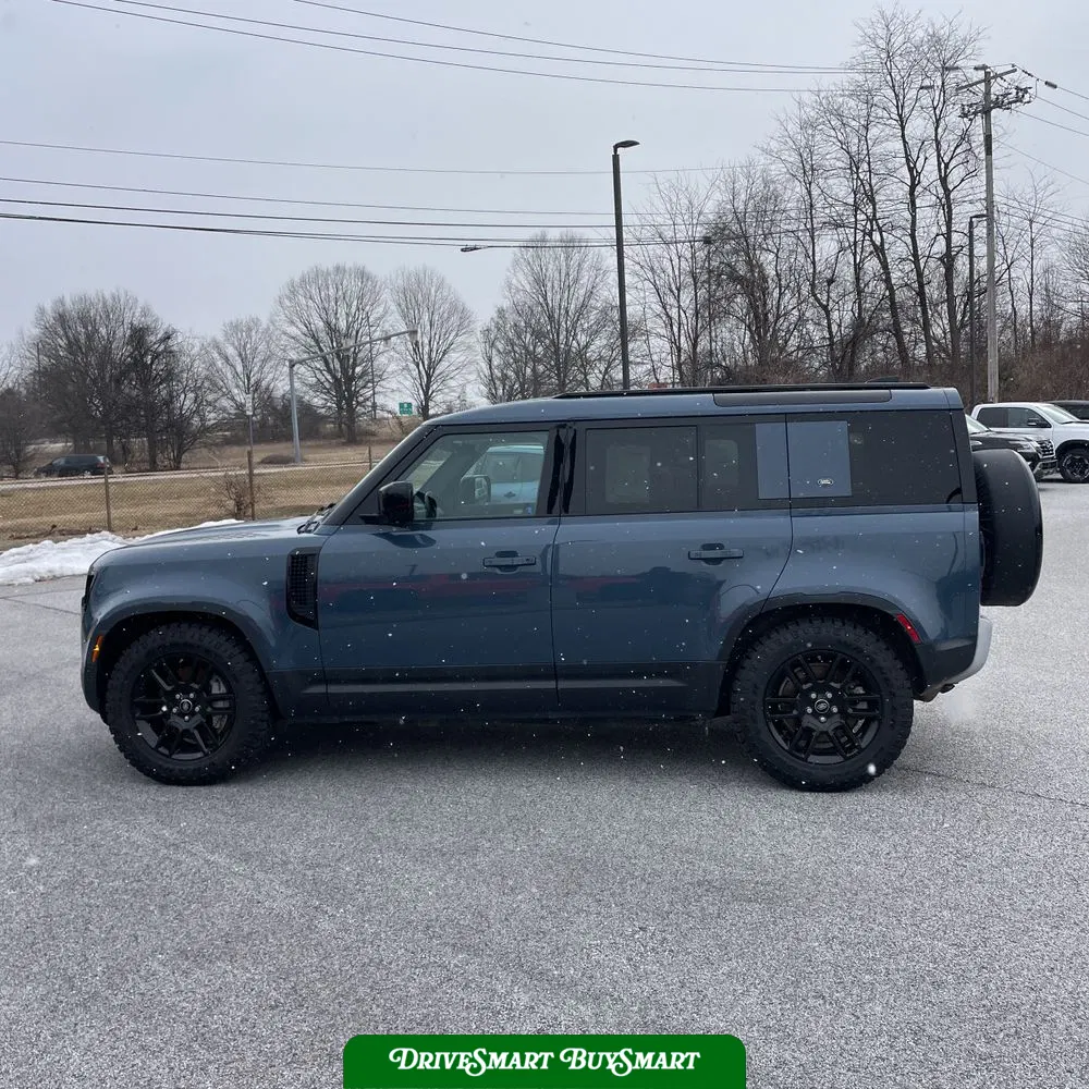 2020 Land Rover Defender 110 SE