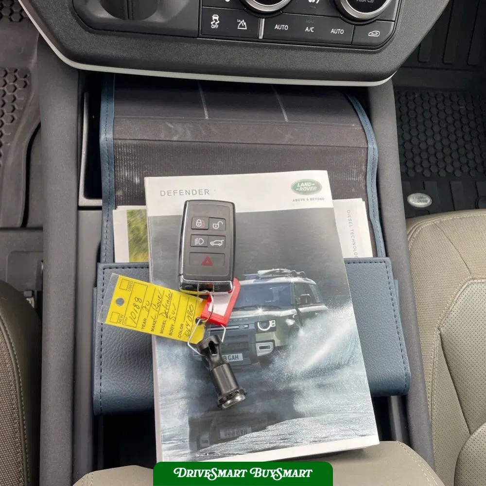 2020 Land Rover Defender 110 SE