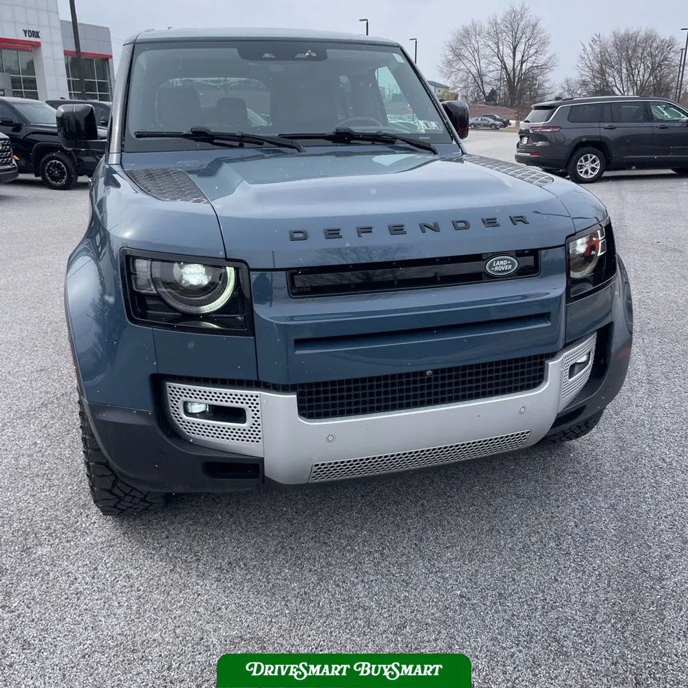 2020 Land Rover Defender 110 SE