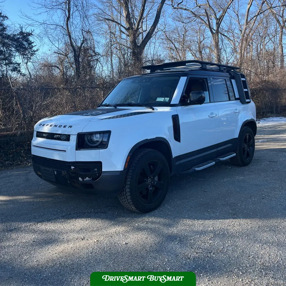 2023 Land Rover Defender 110 SE