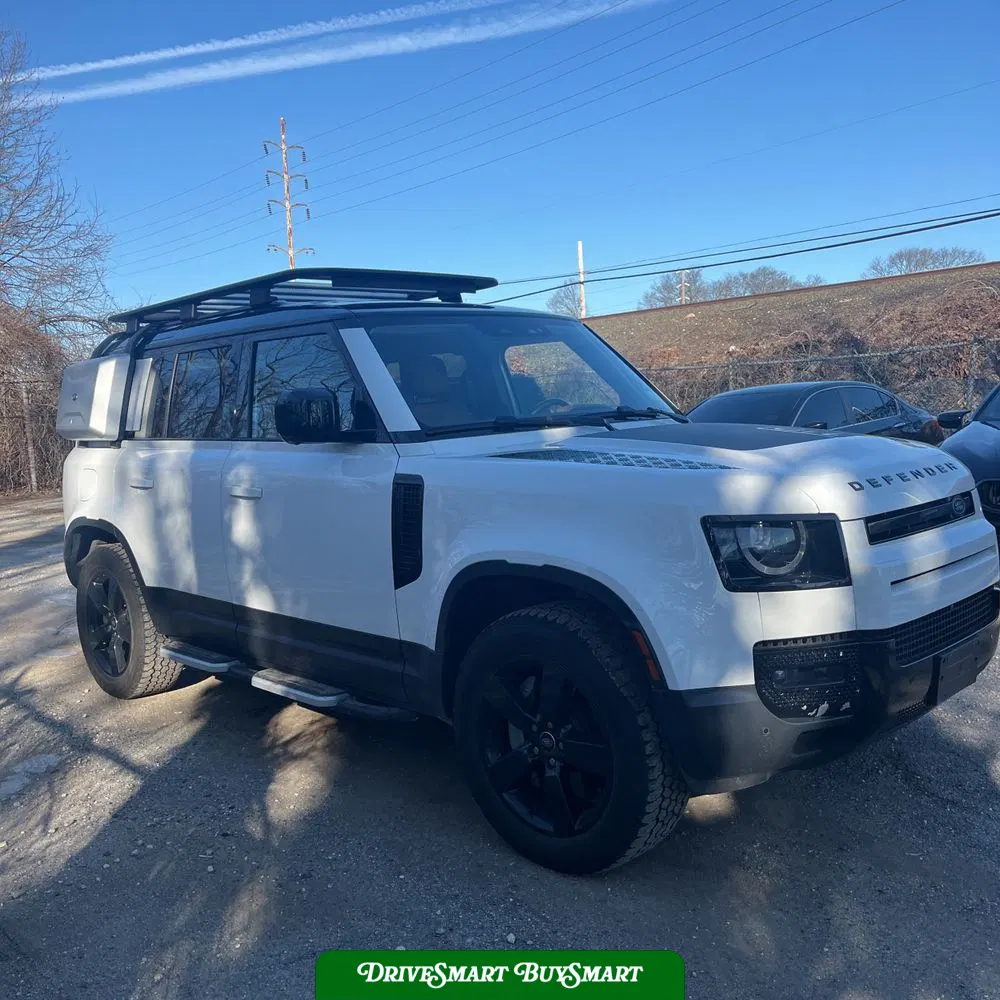 2023 Land Rover Defender 110 SE
