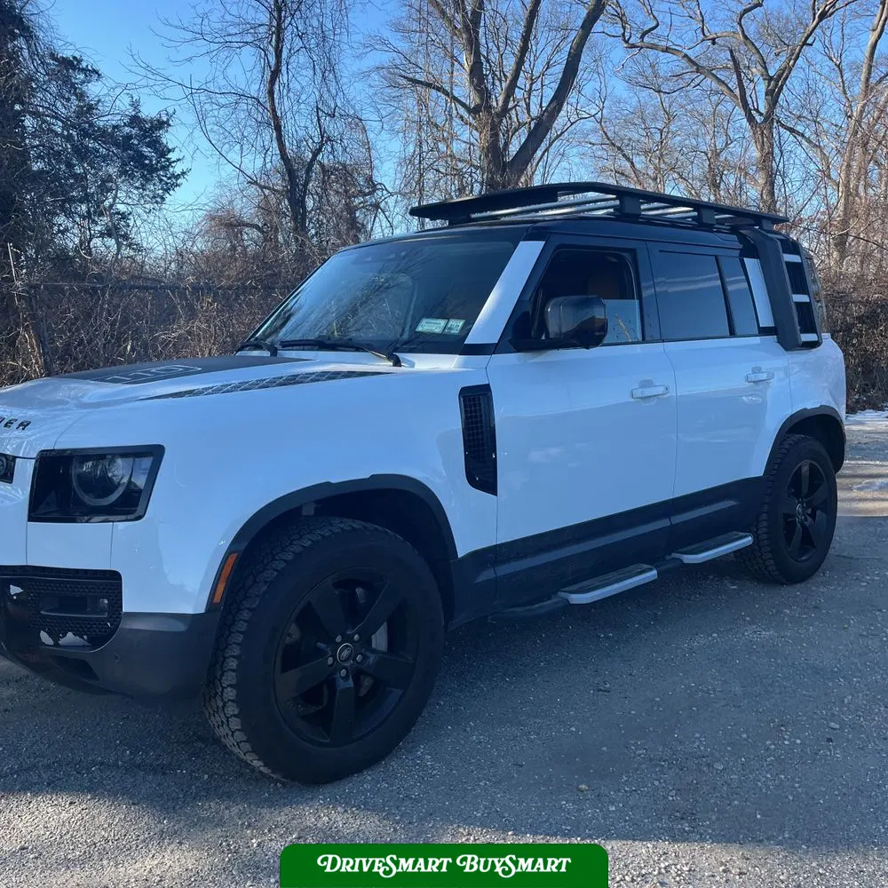 2023 Land Rover Defender 110 SE