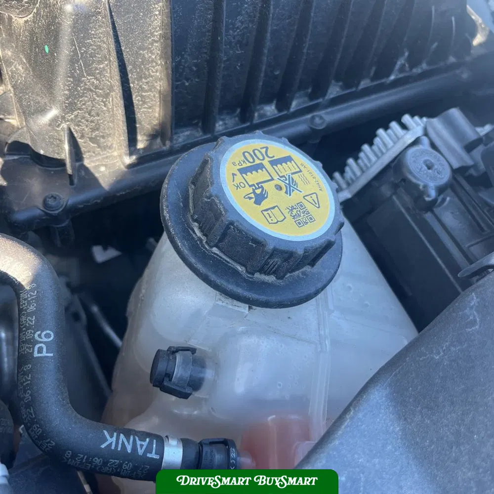 2023 Land Rover Defender 110 SE