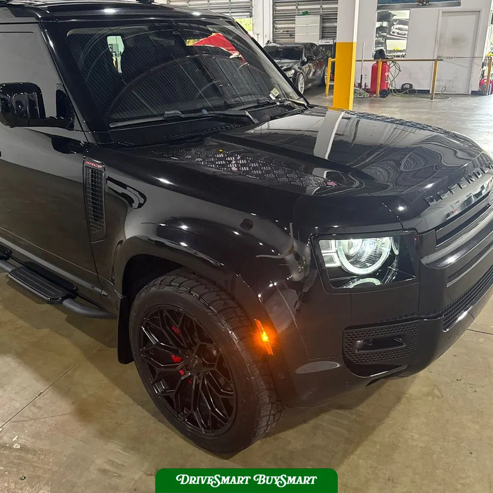 2020 Land Rover Defender 110 SE