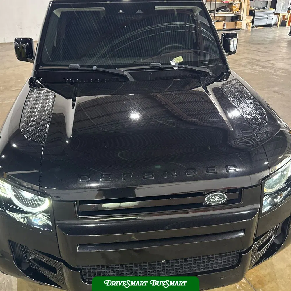 2020 Land Rover Defender 110 SE