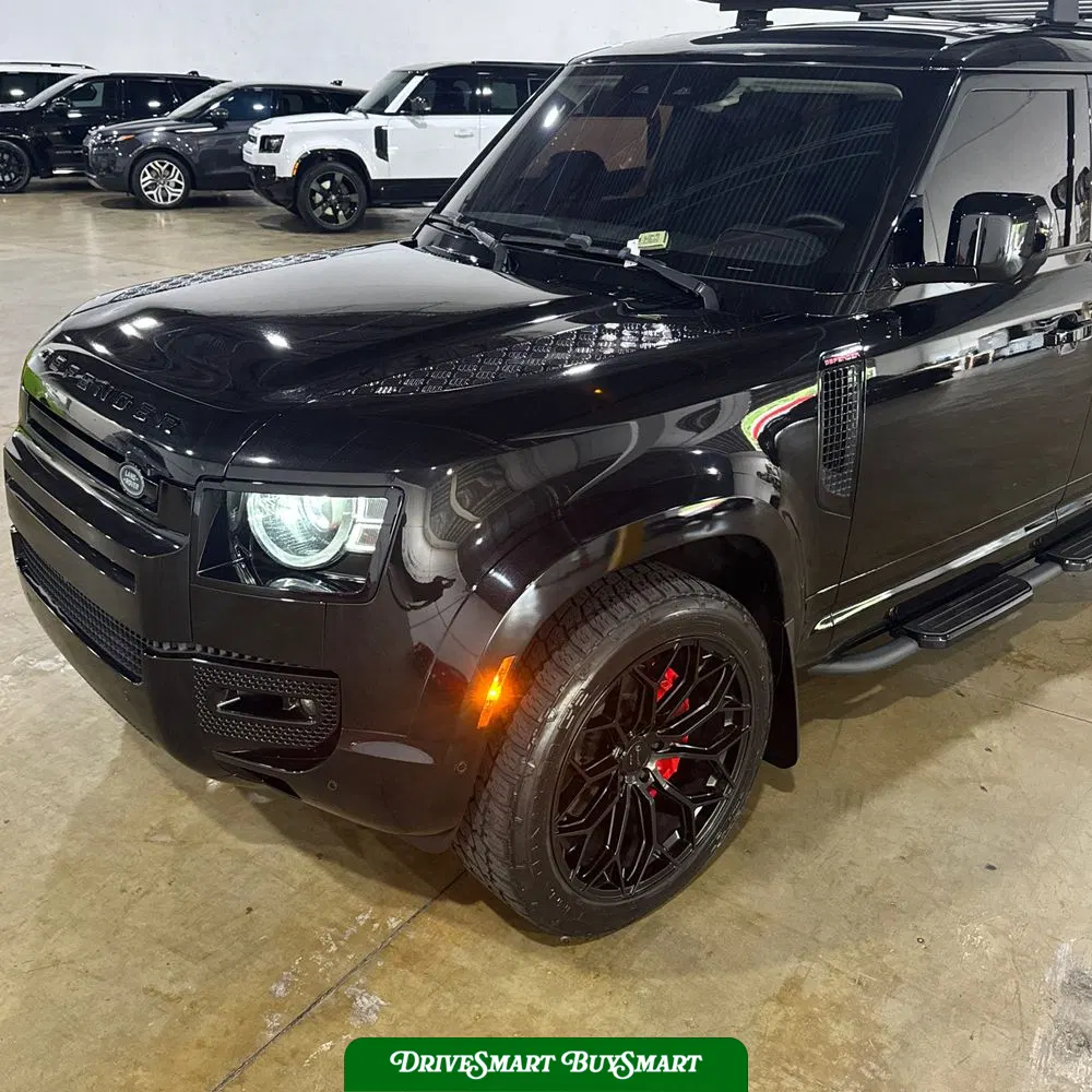 2020 Land Rover Defender 110 SE