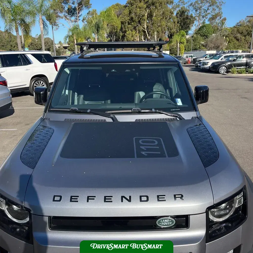 2023 Land Rover Defender 110 SE
