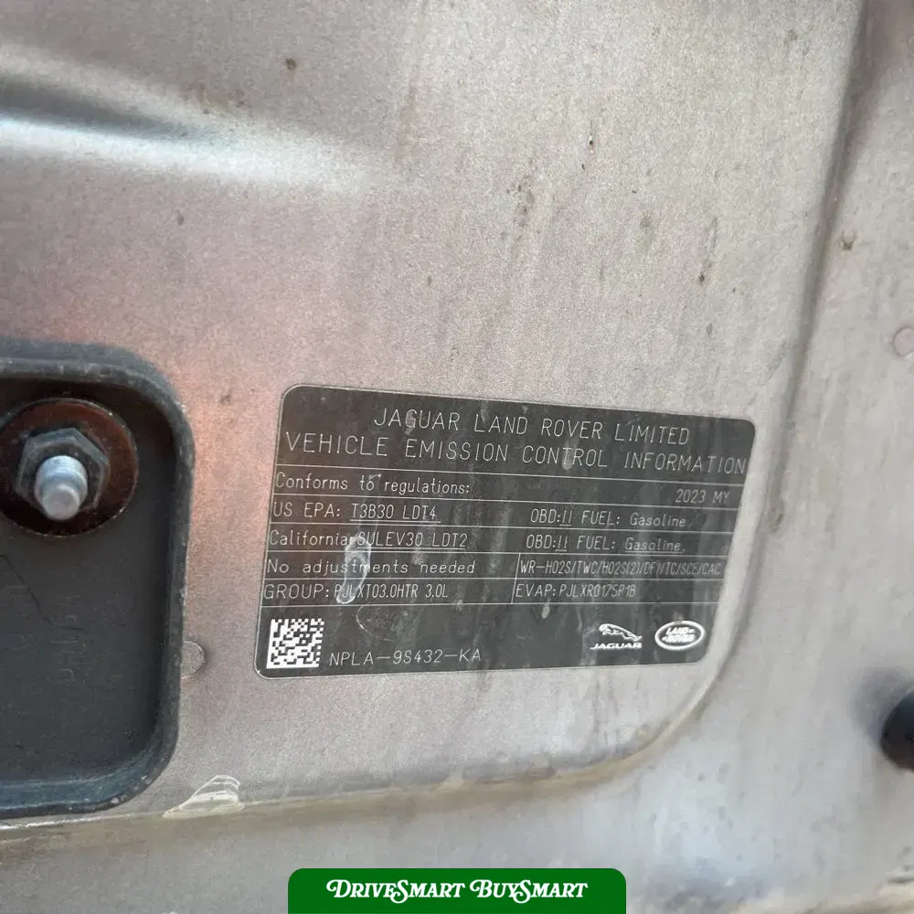 2023 Land Rover Defender 110 SE