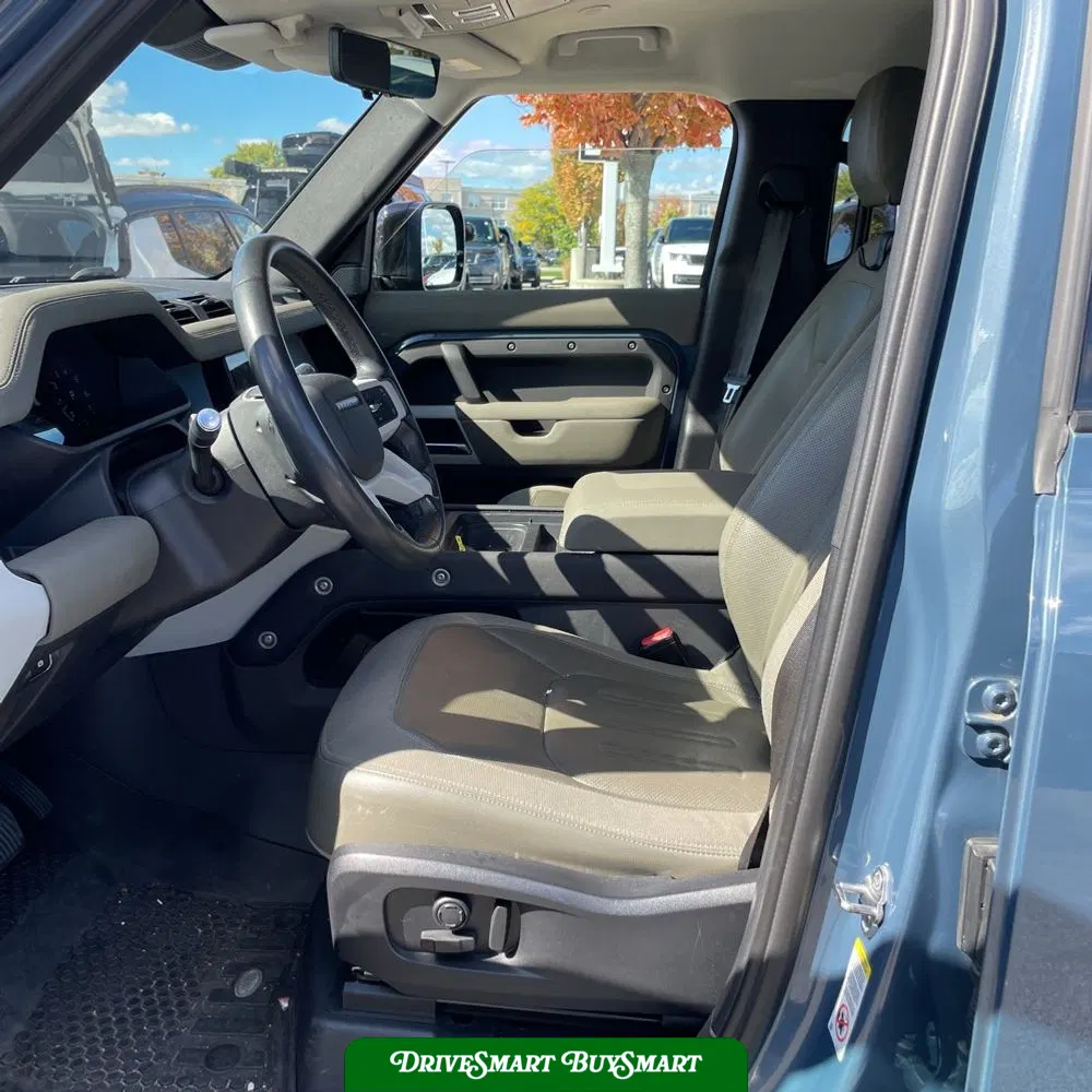 2020 Land Rover Defender 110 SE