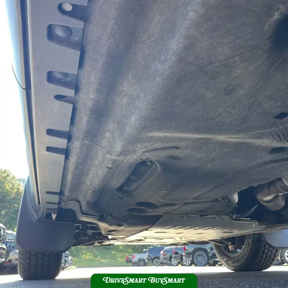 2022 Land Rover Defender 110 SE