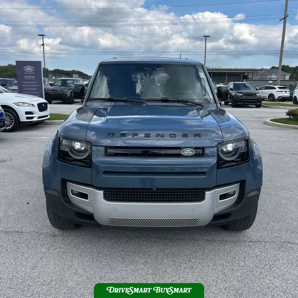 2023 Land Rover Defender 110 SE