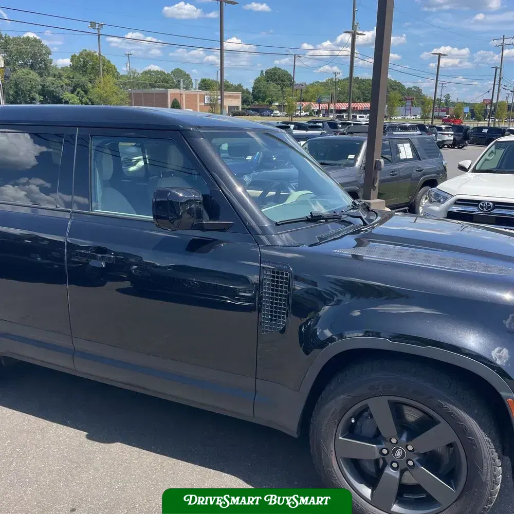 2024 Land Rover Defender 110 V8 P500 SE