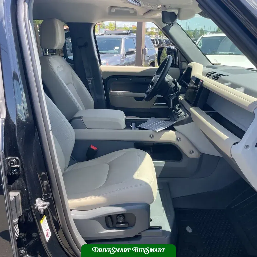 2024 Land Rover Defender 110 V8 P500 SE