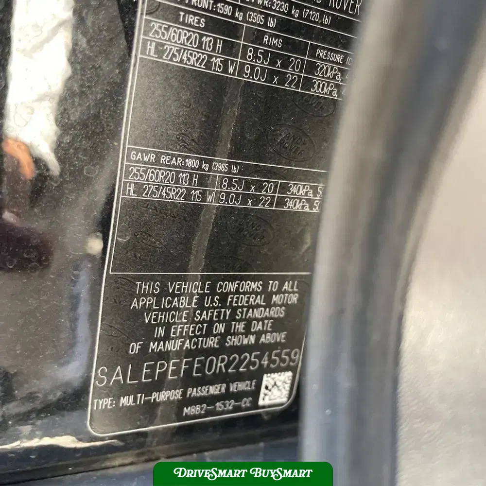 2024 Land Rover Defender 110 V8 P500 SE