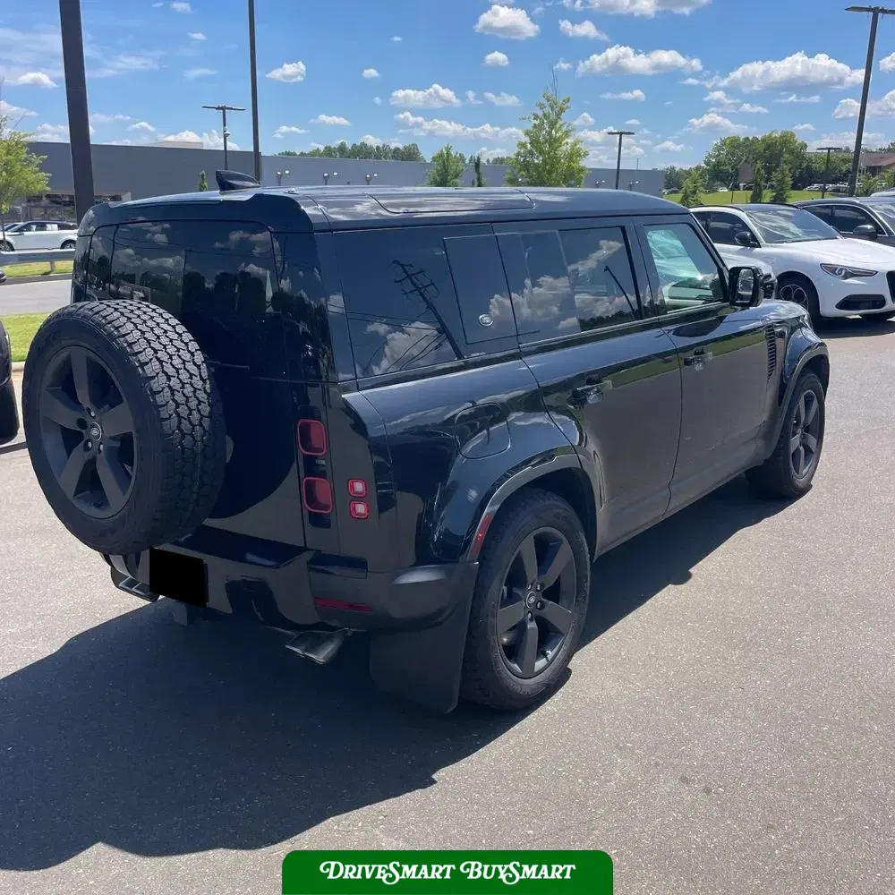 2024 Land Rover Defender 110 V8 P500 SE