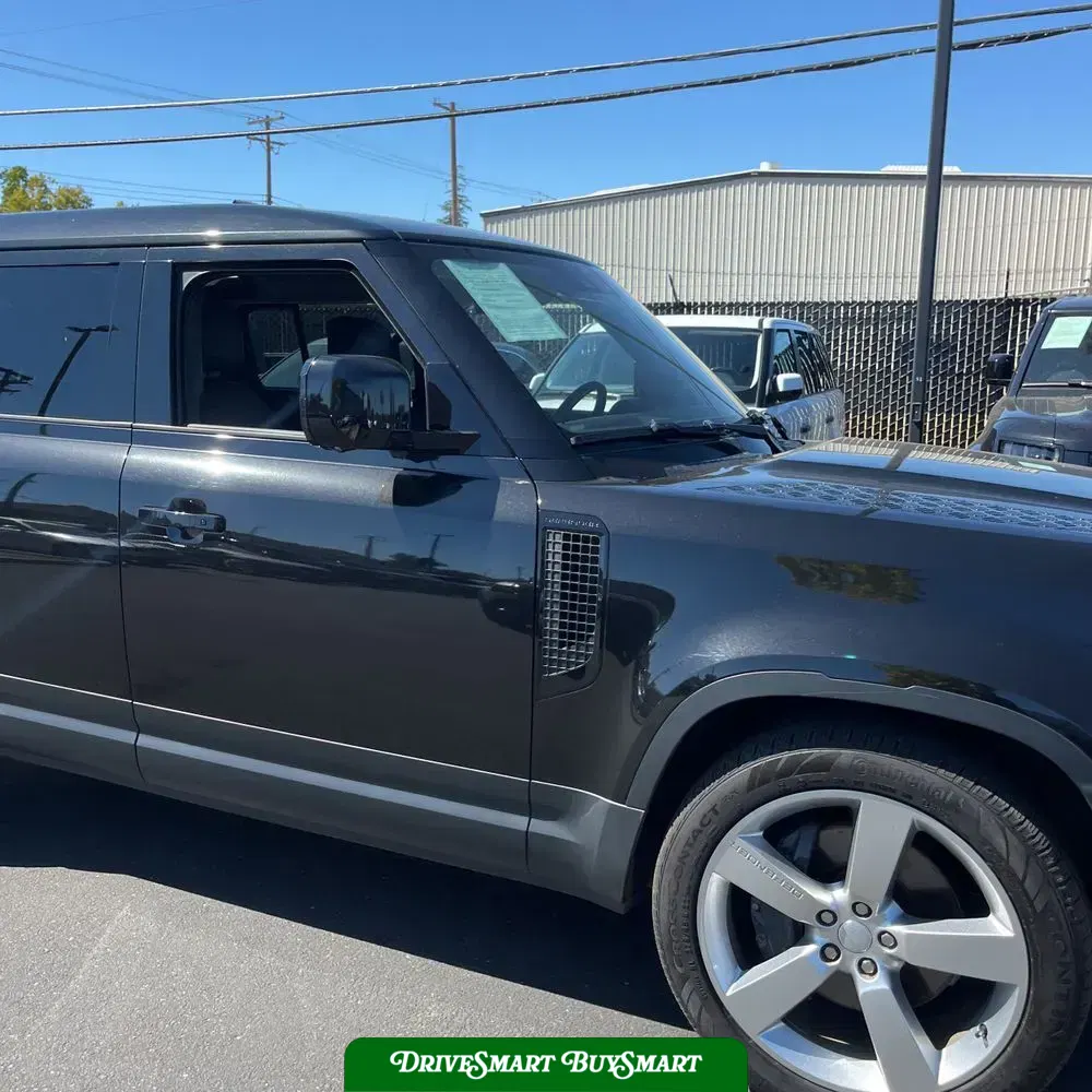2024 Land Rover Defender 110 V8 P500 SE