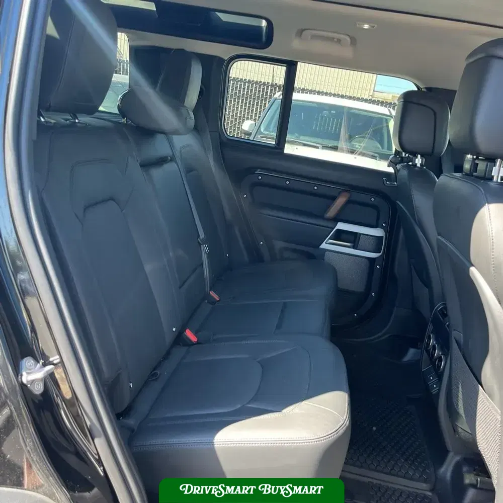 2024 Land Rover Defender 110 V8 P500 SE