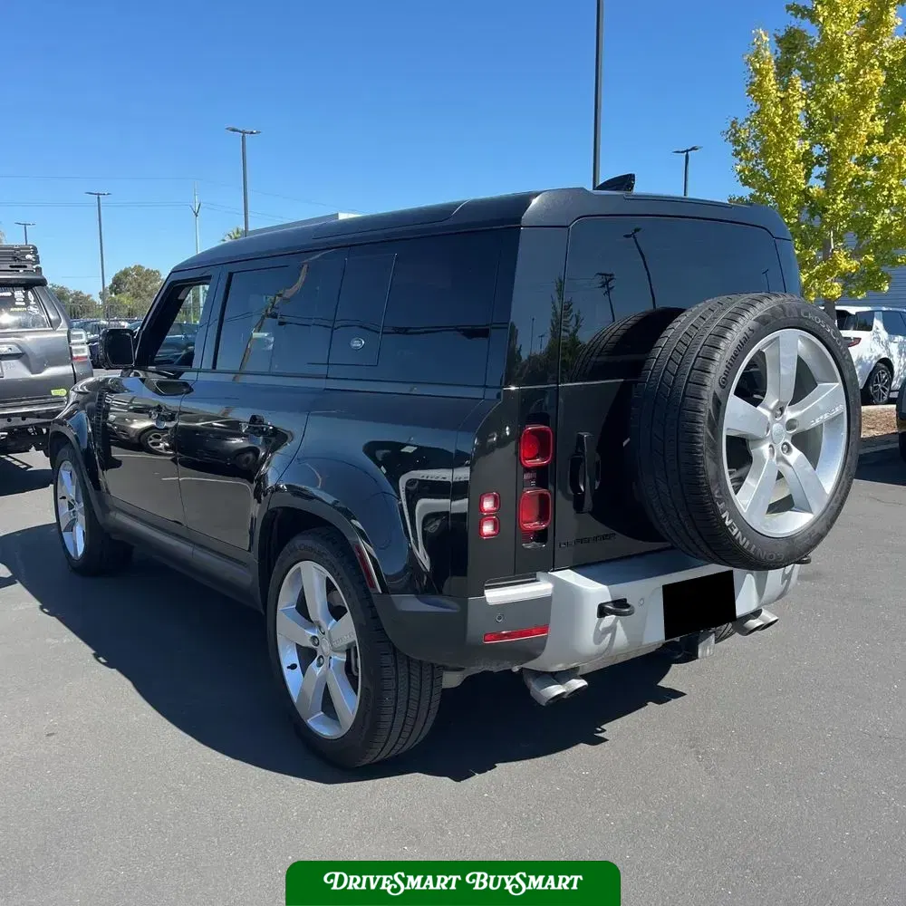 2024 Land Rover Defender 110 V8 P500 SE