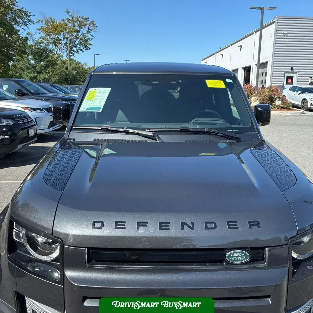 2024 Land Rover Defender 110 V8 P500 SE