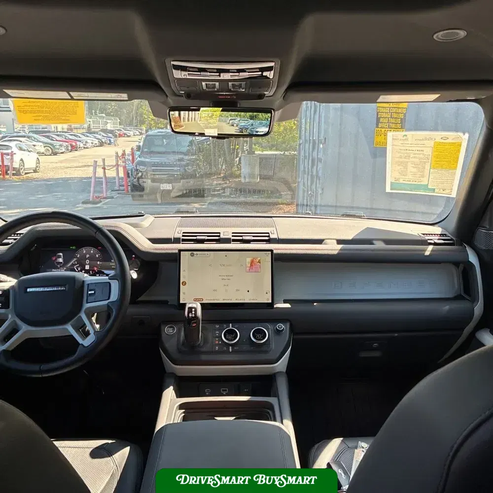 2024 Land Rover Defender 110 V8 P500 SE