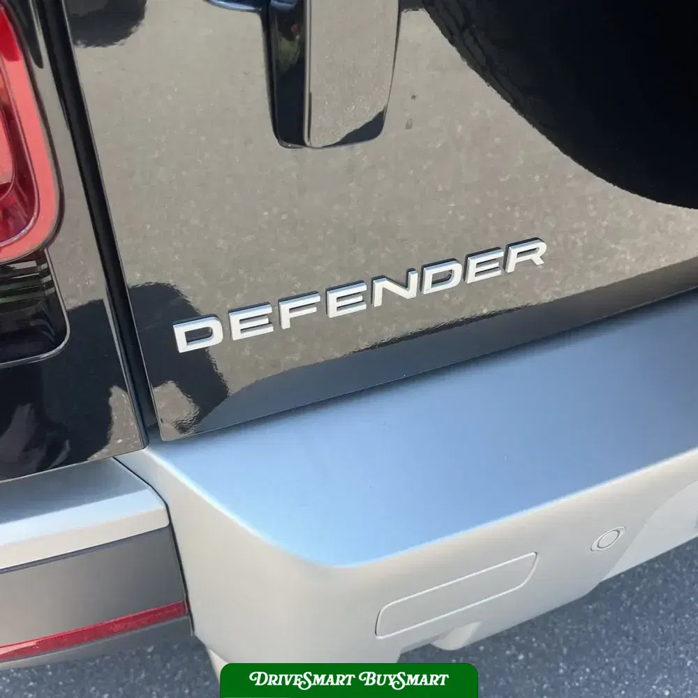 2024 Land Rover Defender 110 V8 P500 SE