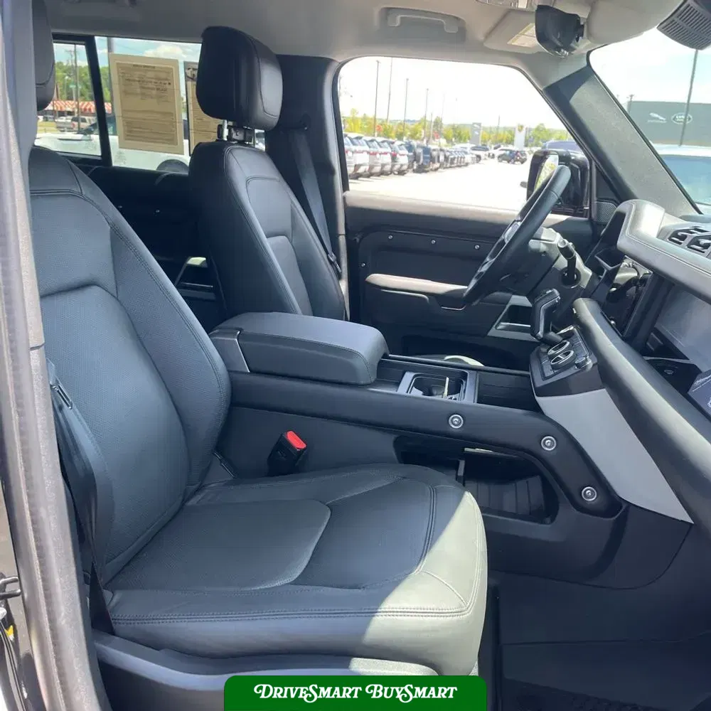 2024 Land Rover Defender 110 V8 P500 SE