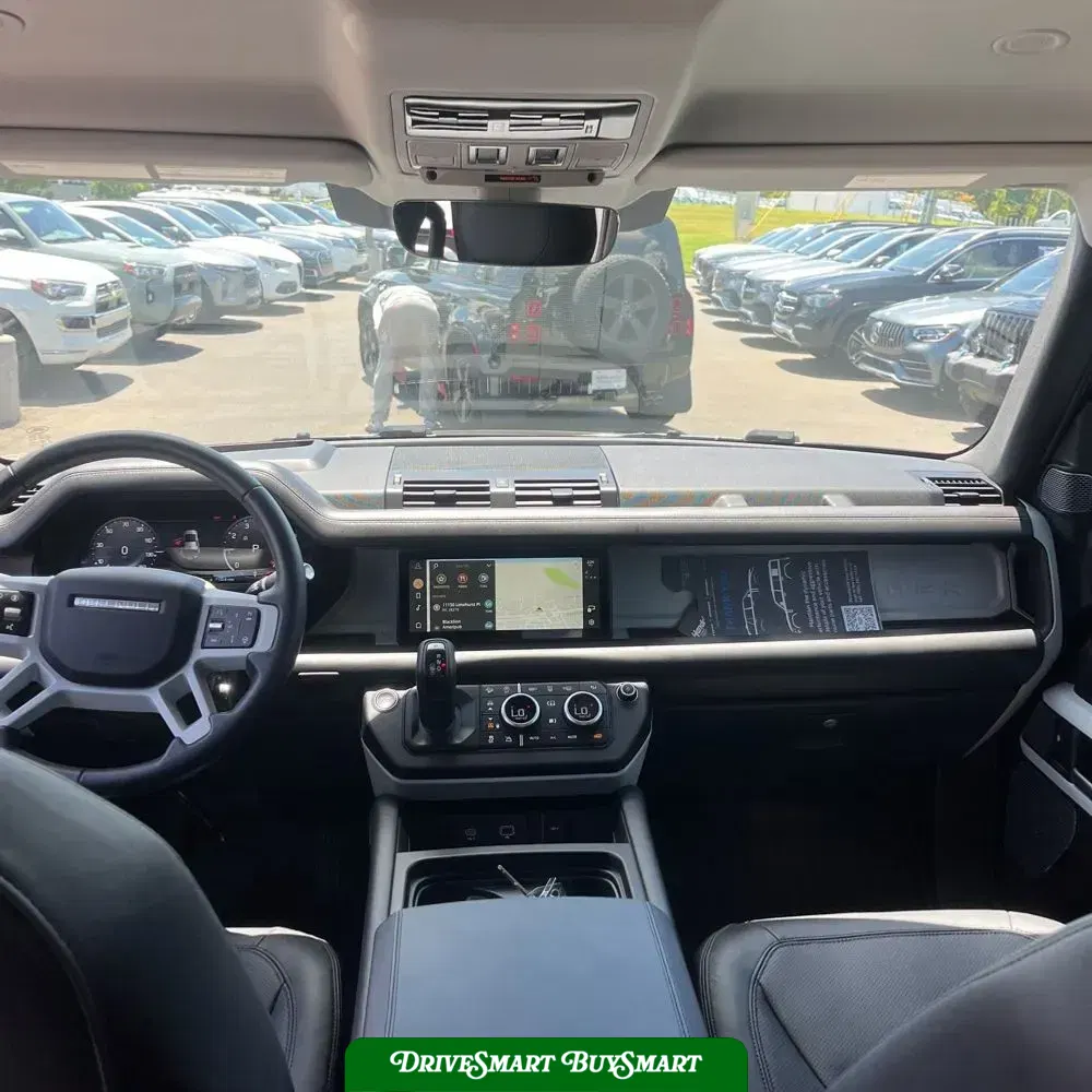 2024 Land Rover Defender 110 V8 P500 SE