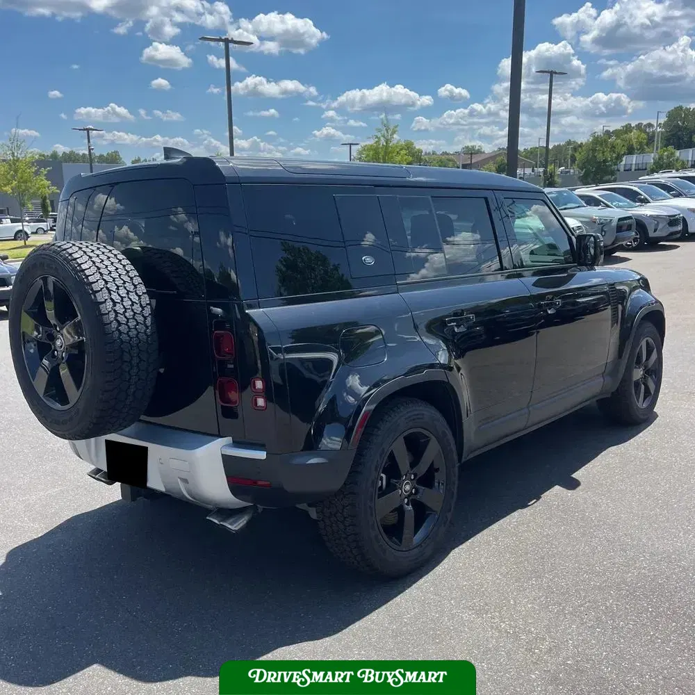 2024 Land Rover Defender 110 V8 P500 SE