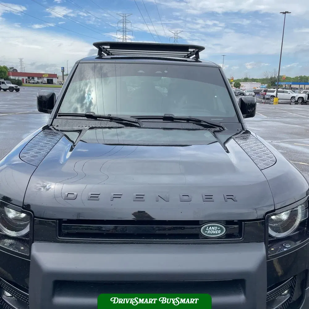 2023 Land Rover Defender 130 SE