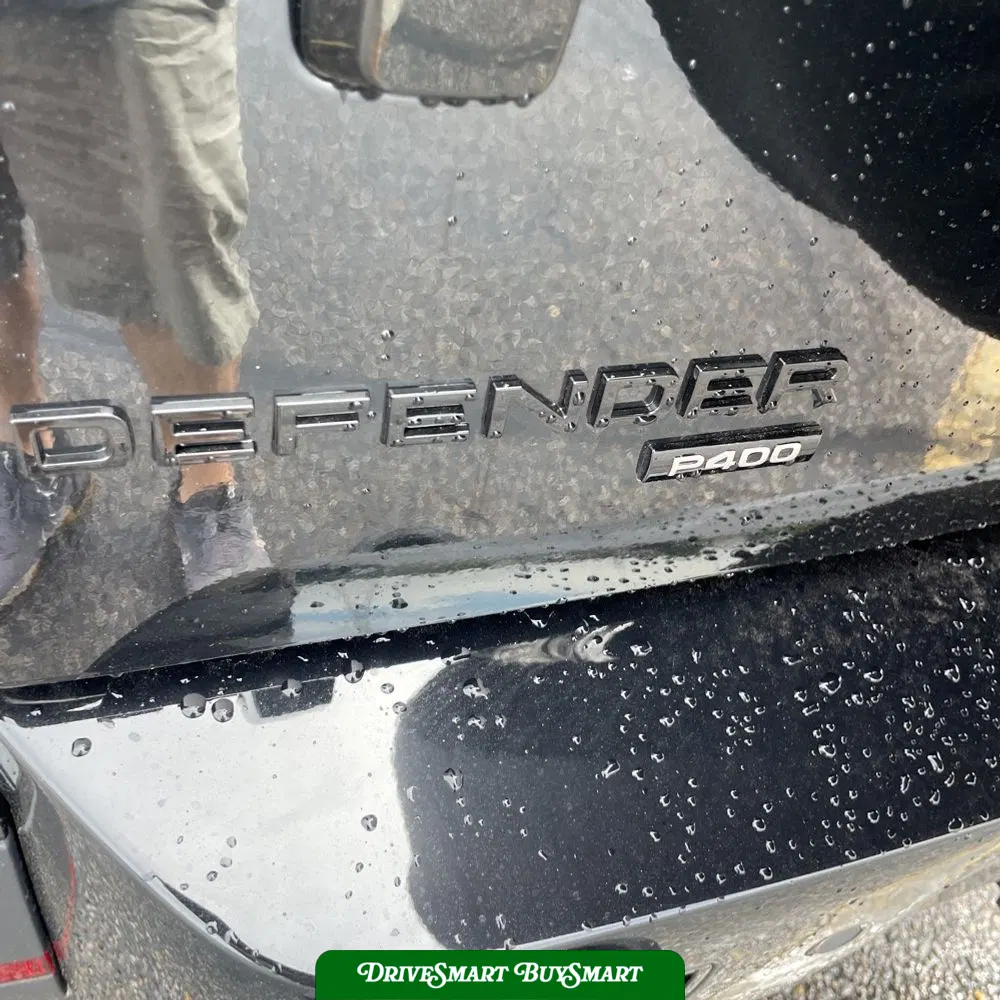 2023 Land Rover Defender 130 SE