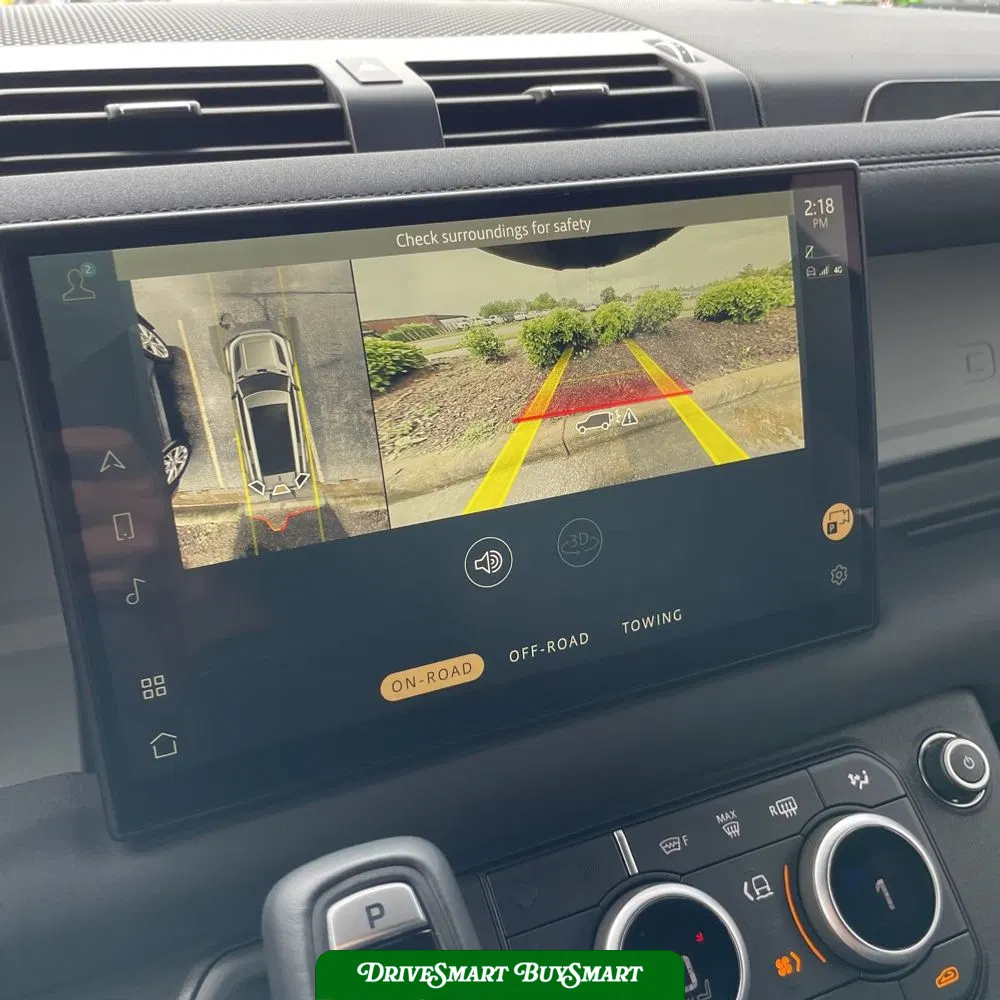 2023 Land Rover Defender 130 SE