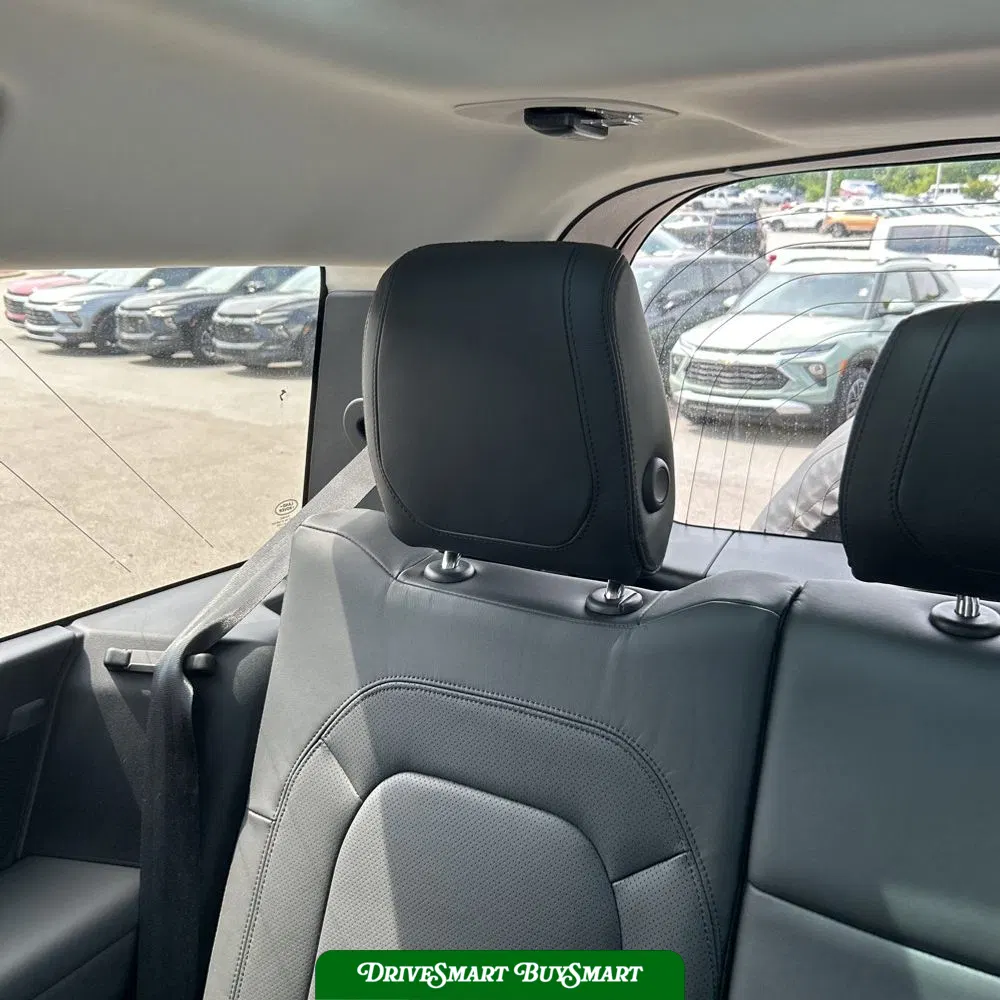 2023 Land Rover Defender 130 First Edition