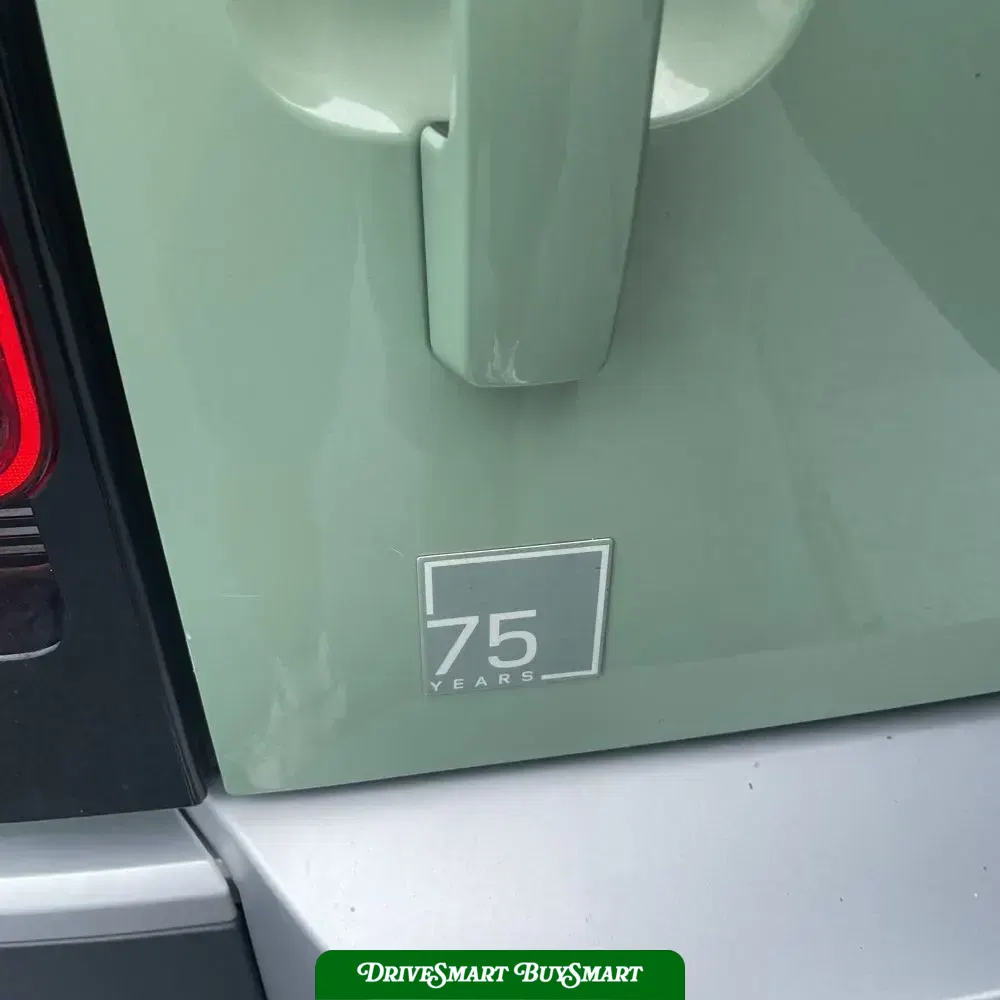 2023 Land Rover Defender 110 Standard