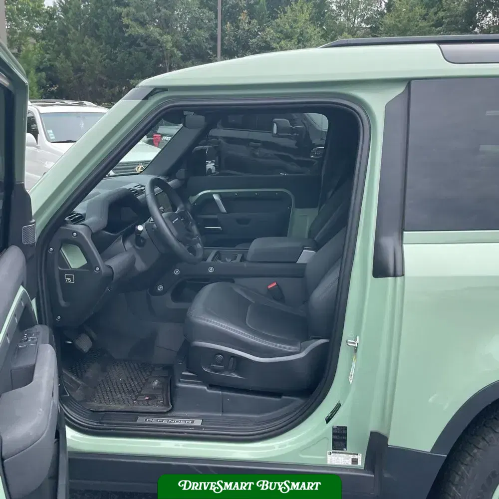 2023 Land Rover Defender 110 Standard