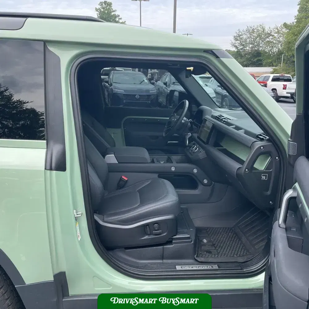 2023 Land Rover Defender 110 Standard