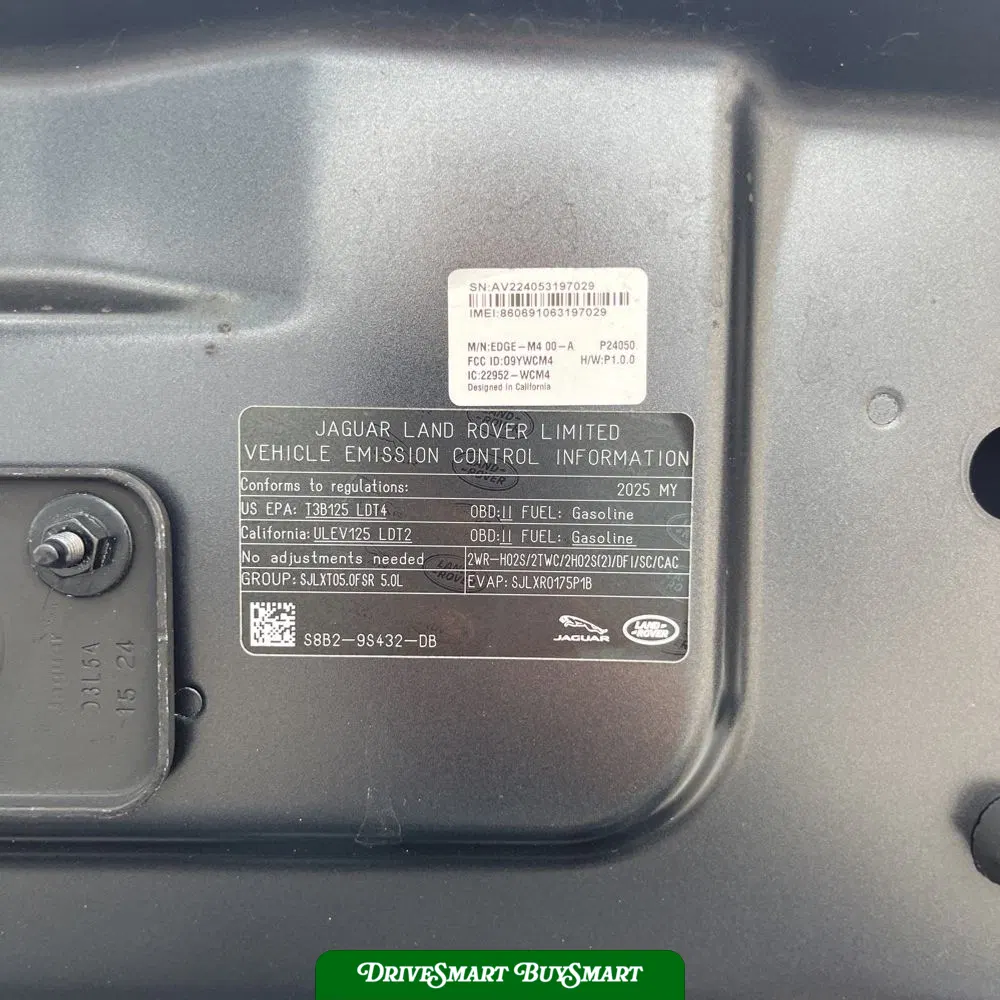 2025 Land Rover Defender 110 V8 P525