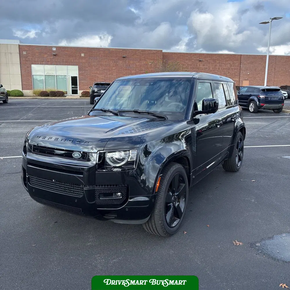 2023 Land Rover Defender 110 V8