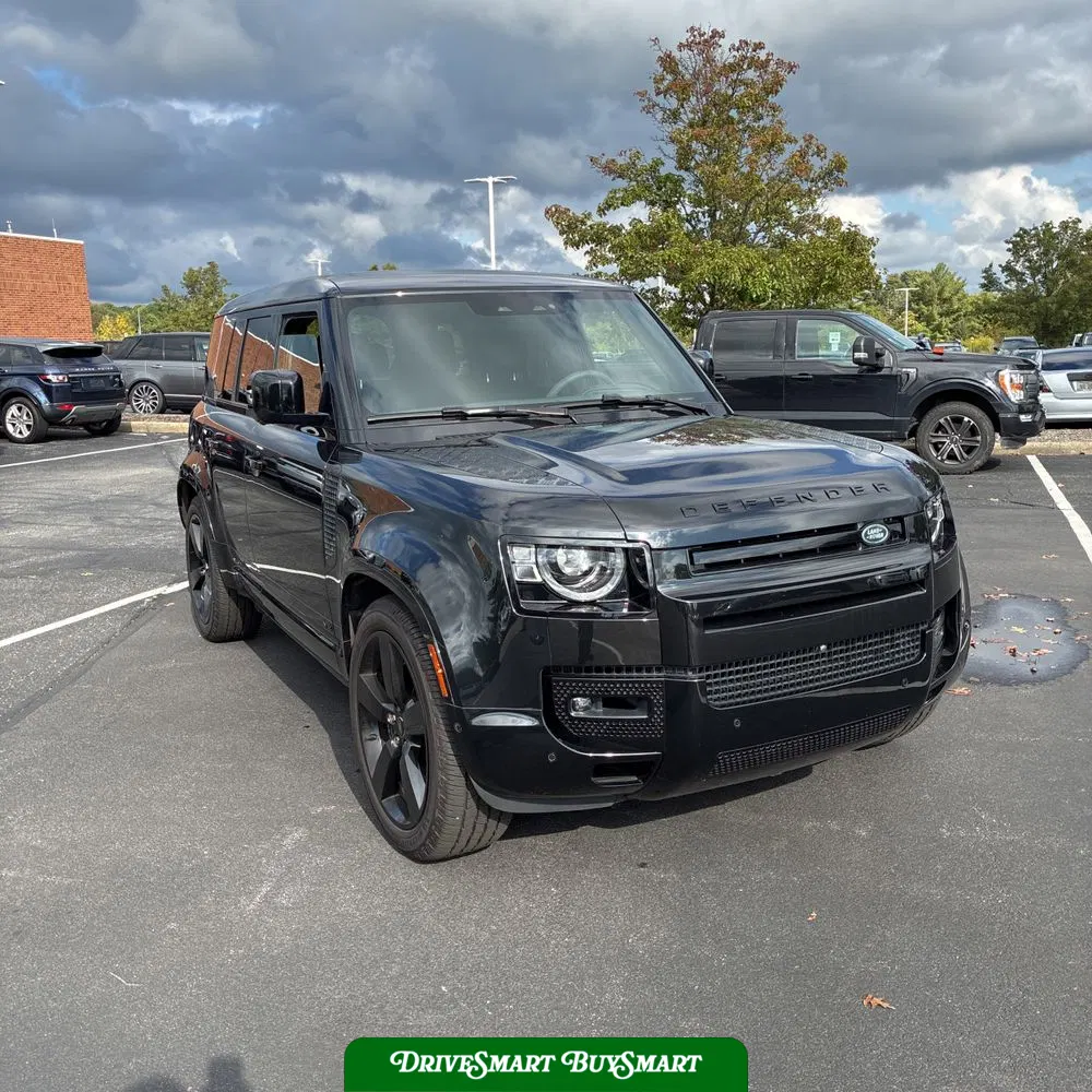 2023 Land Rover Defender 110 V8