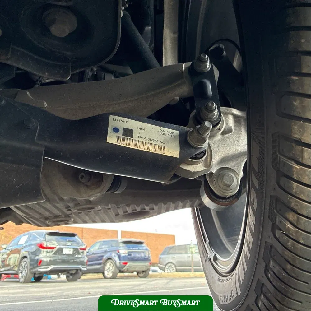 2023 Land Rover Defender 110 V8