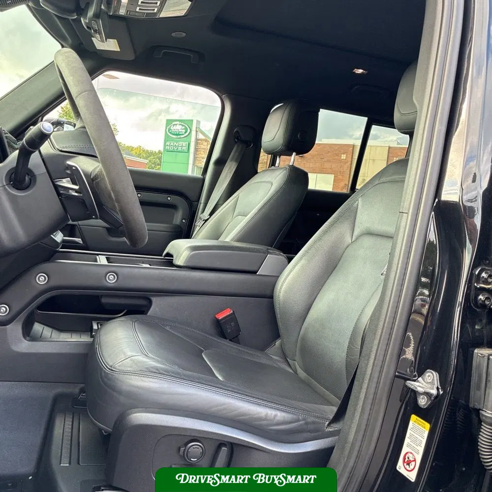 2023 Land Rover Defender 110 V8