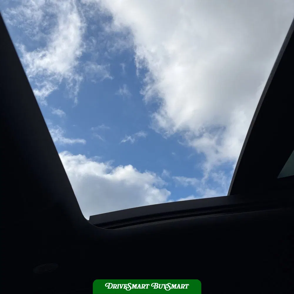 2023 Land Rover Defender 110 V8