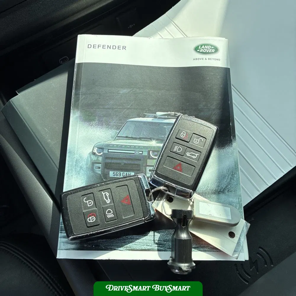 2023 Land Rover Defender 110 V8