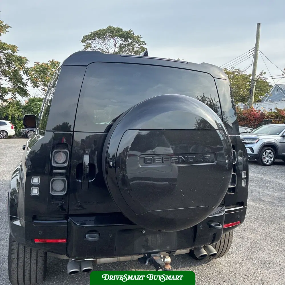 2023 Land Rover Defender 110 Carpathian Ed V8