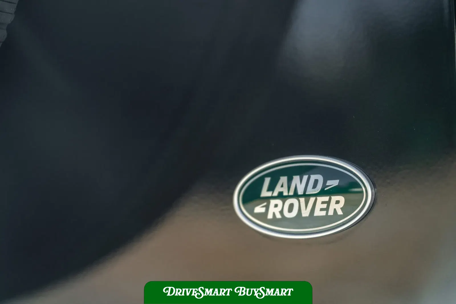 2022 Land Rover Defender 110 V8 Bond Edition