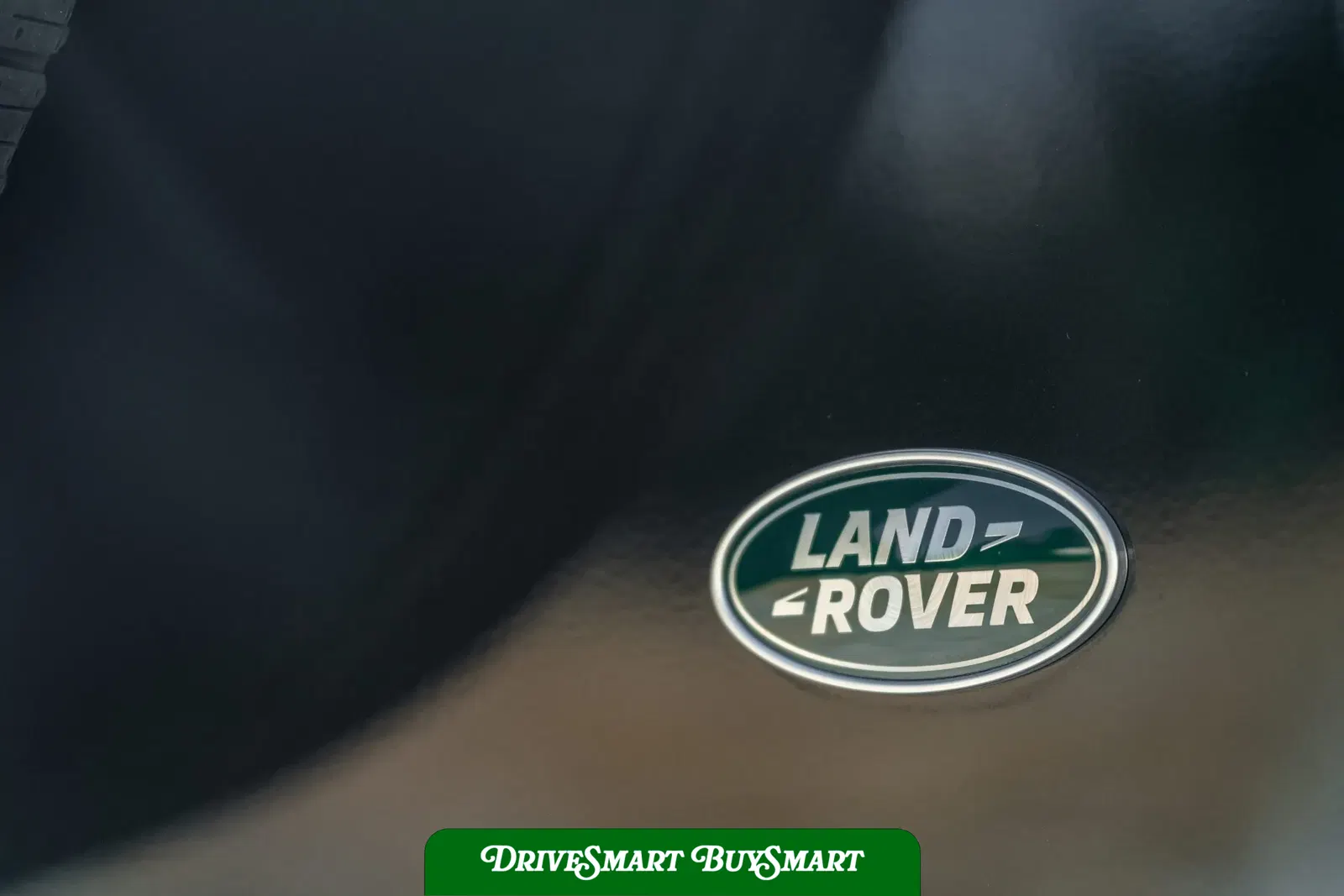 2022 Land Rover Defender 110 V8 Bond Edition