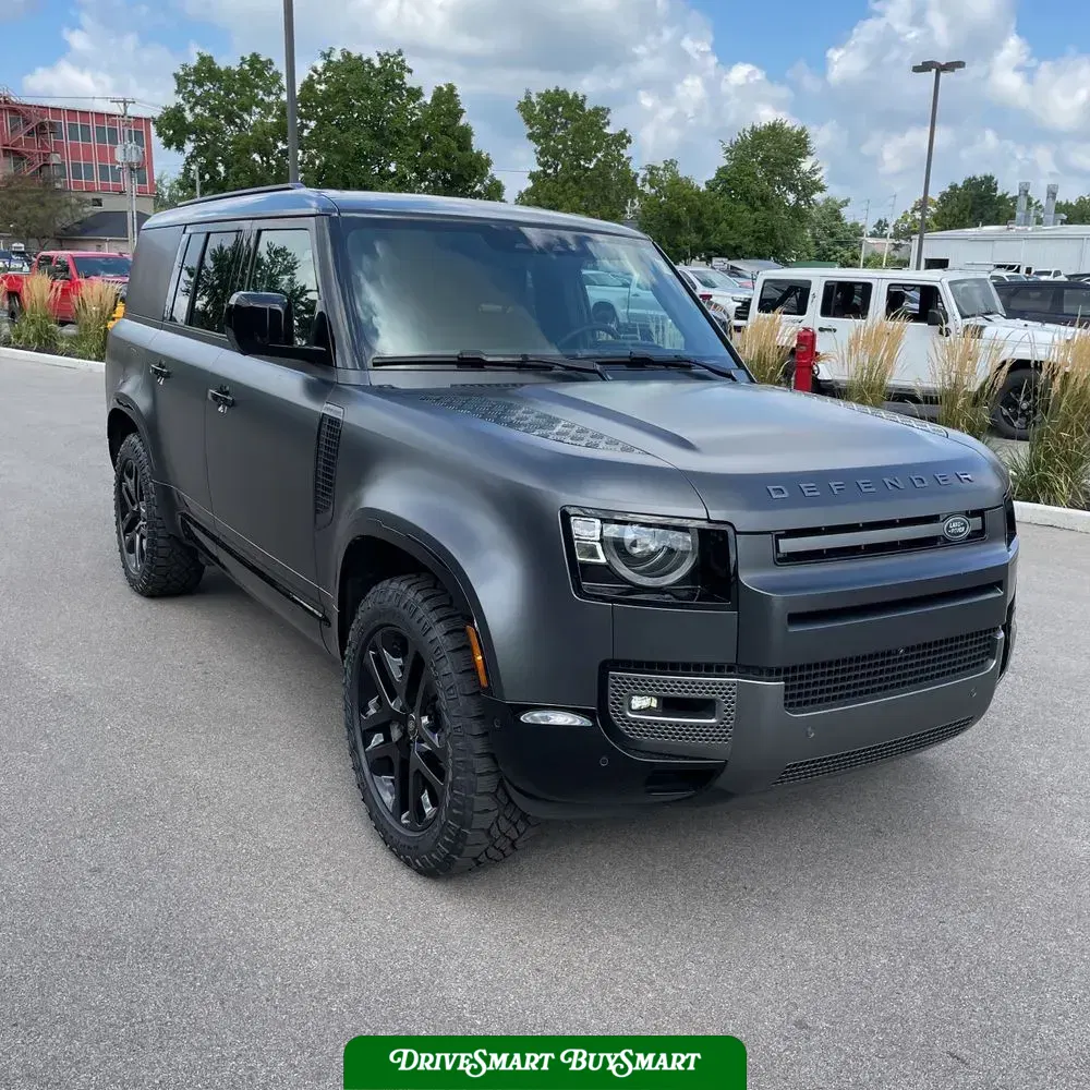 2024 Land Rover Defender 130 Outbound P400